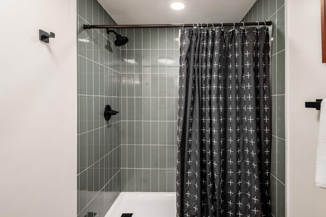 111 W Henderson Rd, Columbus, OH 43214 - photo 30