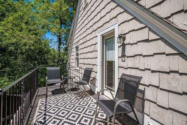 111 W Henderson Rd, Columbus, OH 43214 - photo 38