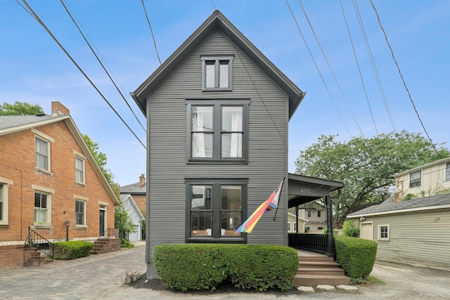 606 Rader Aly, Columbus, OH 43206 - photo 2