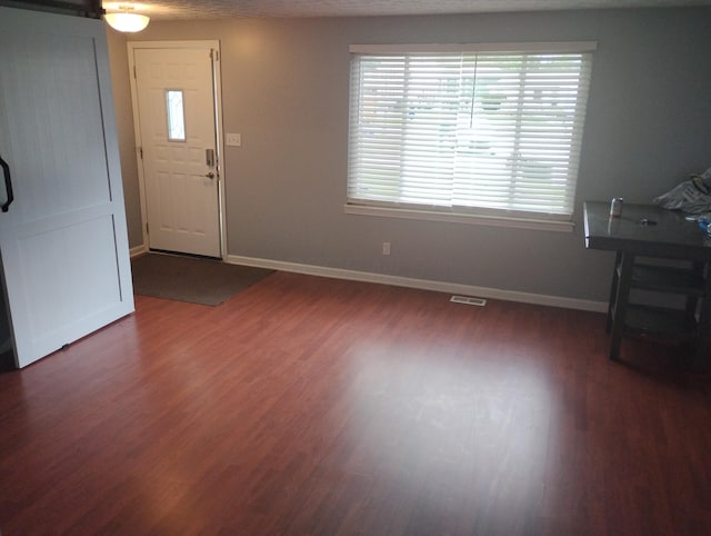 2629 Ipswick Cir, Columbus, OH 43224 - photo 4