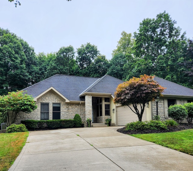 4781 Glanstonbury Dr, Hilliard, OH 43026 - photo 1