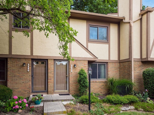 3278 Brookview Way Unit 4, Columbus, OH 43221 - photo 1