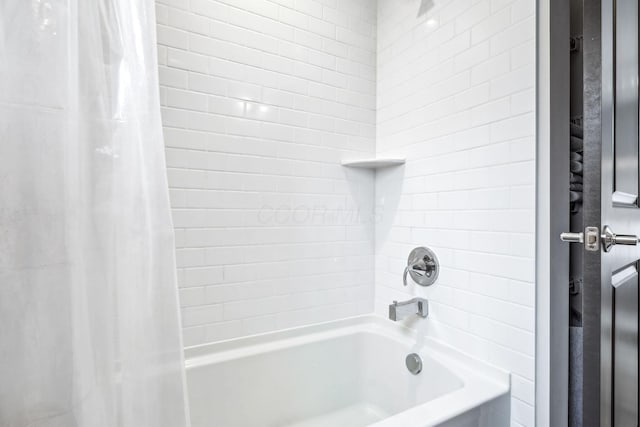 1233 Cromartie Ln, Columbus, OH 43201 - photo 22
