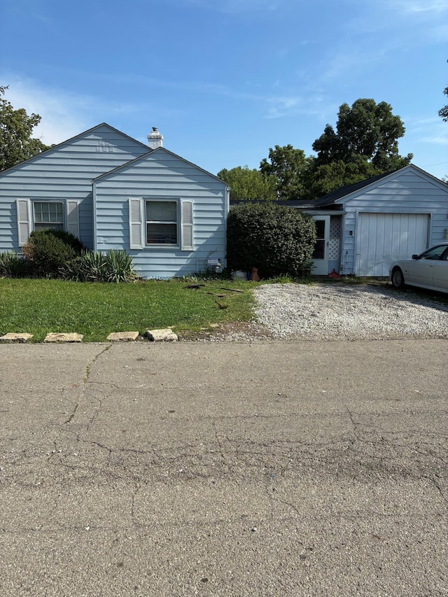 2654 Howey Rd, Columbus, OH 43211 - photo 2