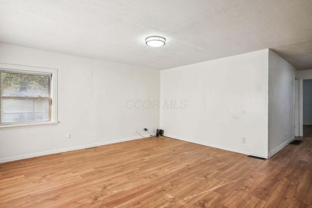 819 S Scioto St, Circleville, OH 43113 - photo 2
