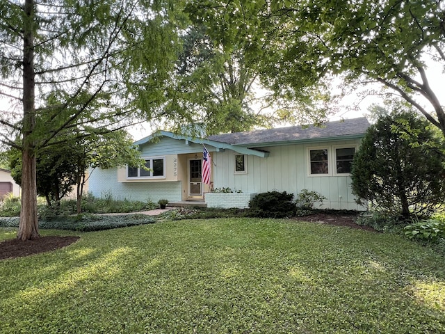 2275 Oakhurst Dr, Delaware, OH 43015 - photo 1