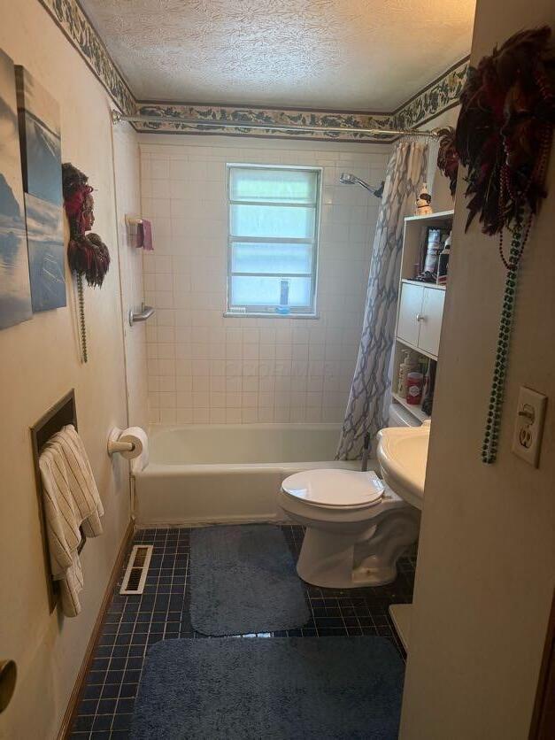 3324 Villa Ct, Columbus, OH 43207 - photo 9