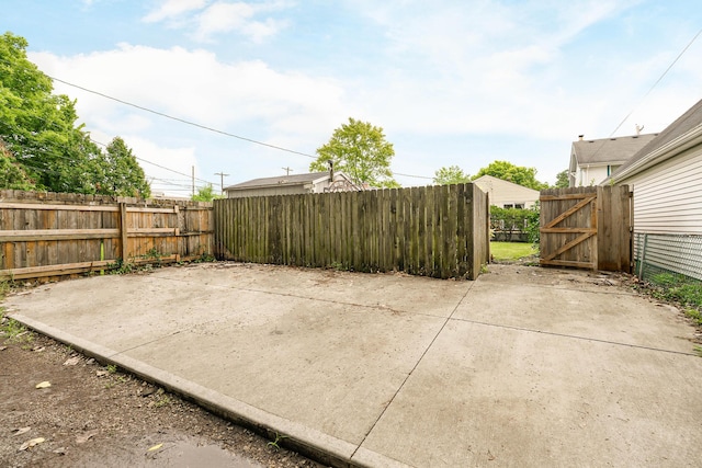 1649 N Star Ave, Columbus, OH 43212 - photo 31