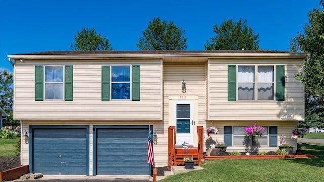 913 Lateglow Ct, Newark, OH 43055 - photo 1