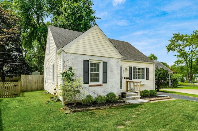 43 W Lincoln Ave, Columbus, OH 43085 - photo 2