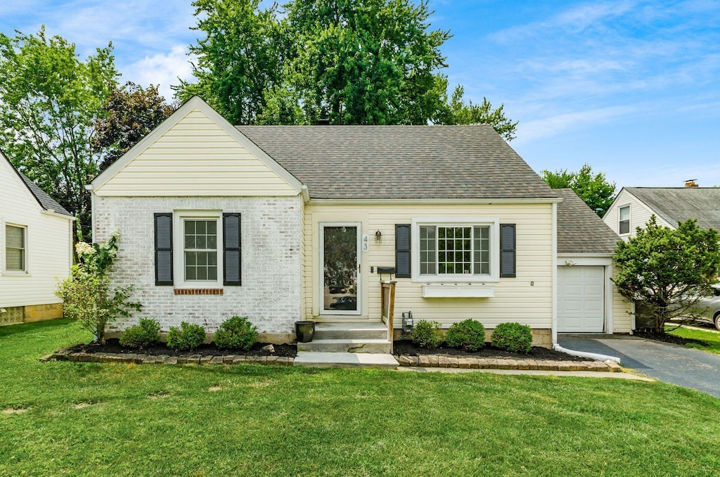 43 W Lincoln Ave, Columbus, OH 43085 - photo 1
