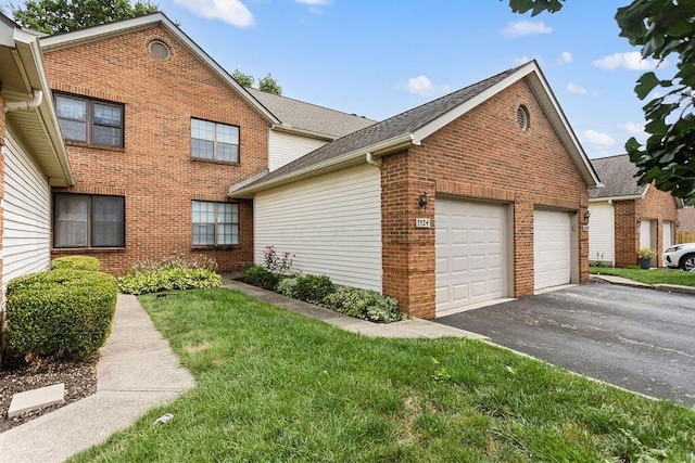 1324 Brookview Cir, Pickerington, OH 43147 - photo 1