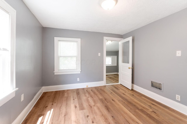 233 S Wayne Ave, Columbus, OH 43204 - photo 19