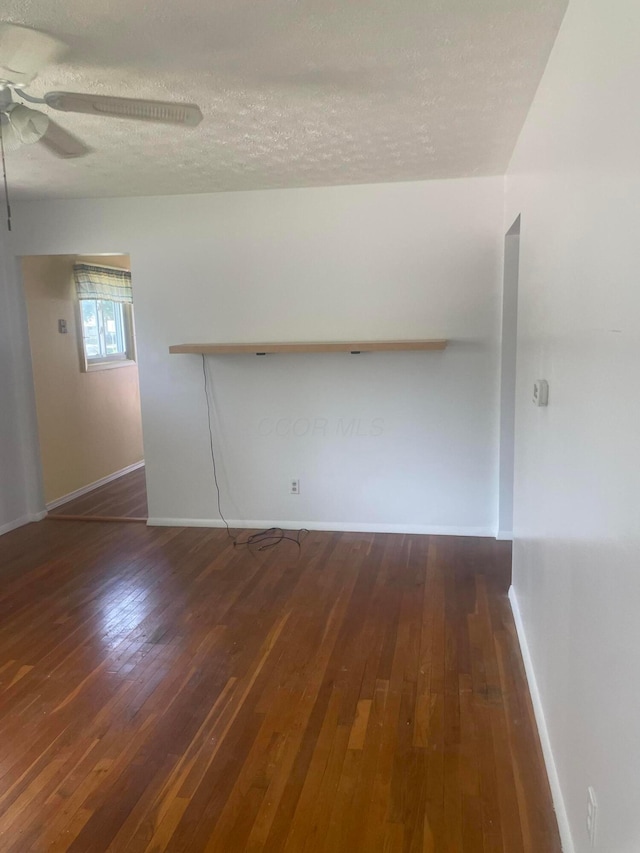 3920 Clearwater Dr, Columbus, OH 43232 - photo 5