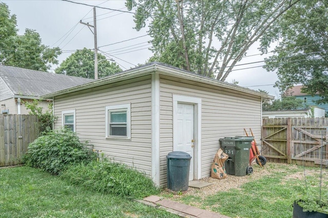 131 Eldon Ave, Columbus, OH 43204 - photo 32