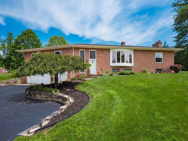 4281 Fredericksburg Ave, Columbus, OH 43228 - photo 2
