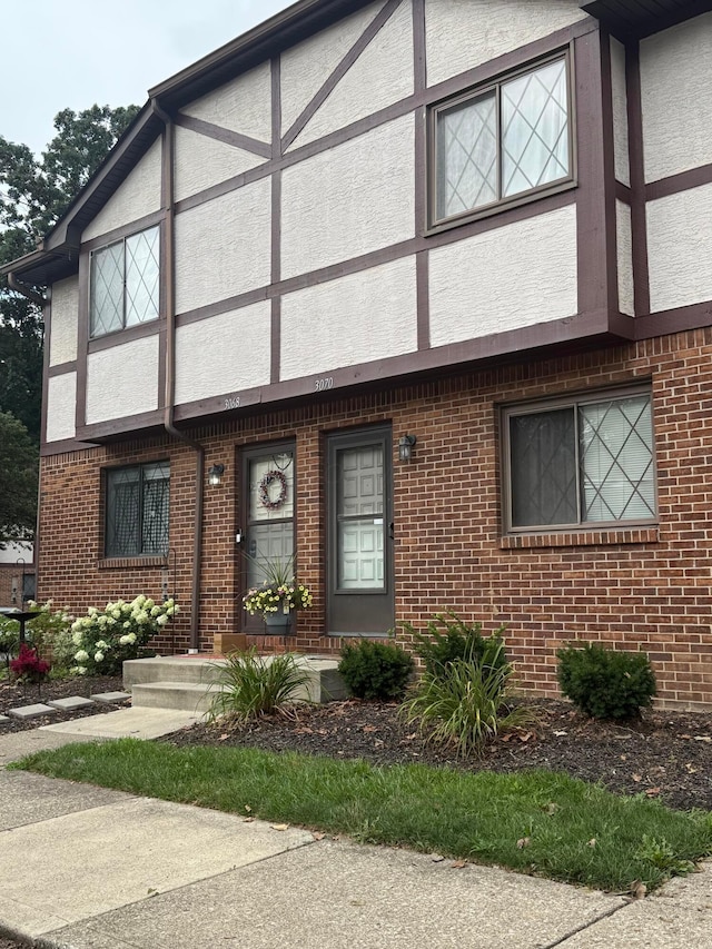 3070 Highcliff Ct, Columbus, OH 43231 - photo 1