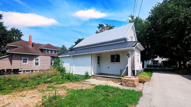 339 W Bigelow St, Upper Sandusky, OH 43351 - photo 2