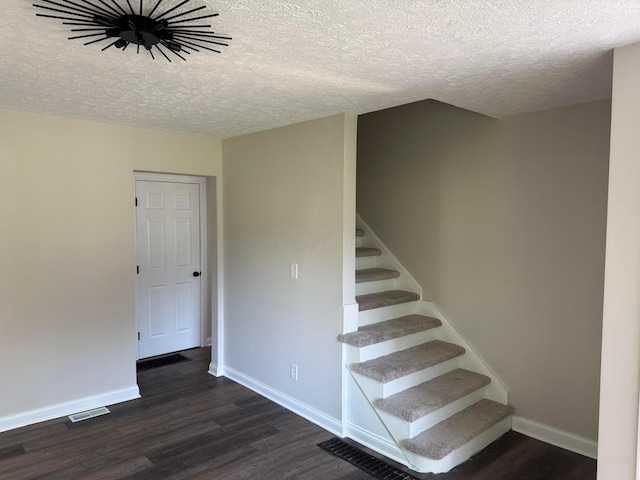 1816 Brentnell Ave, Columbus, OH 43219 - photo 4
