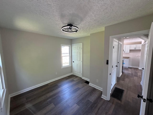 1816 Brentnell Ave, Columbus, OH 43219 - photo 6
