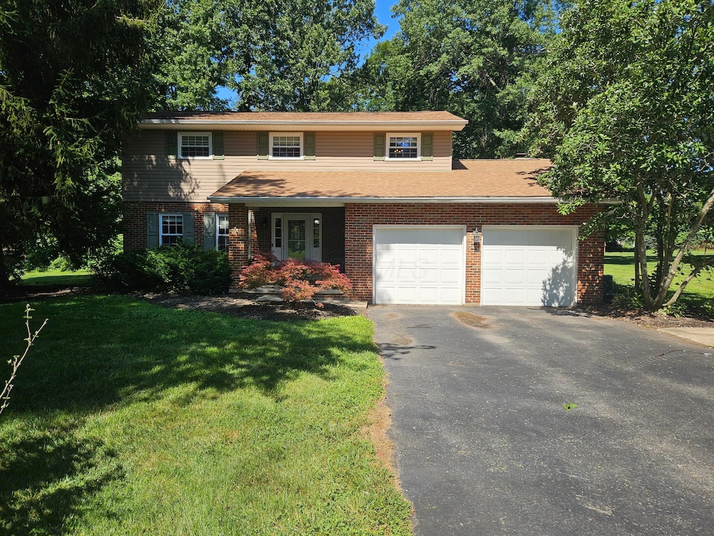 10585 NW Marie Ln, Pickerington, OH 43147 - photo 1