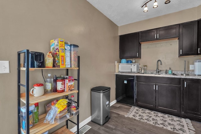 4006 Halsey Pl, Columbus, OH 43228 - photo 12