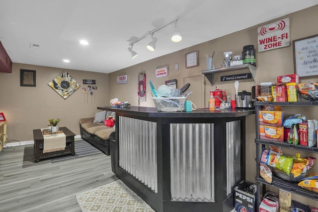 4006 Halsey Pl, Columbus, OH 43228 - photo 20