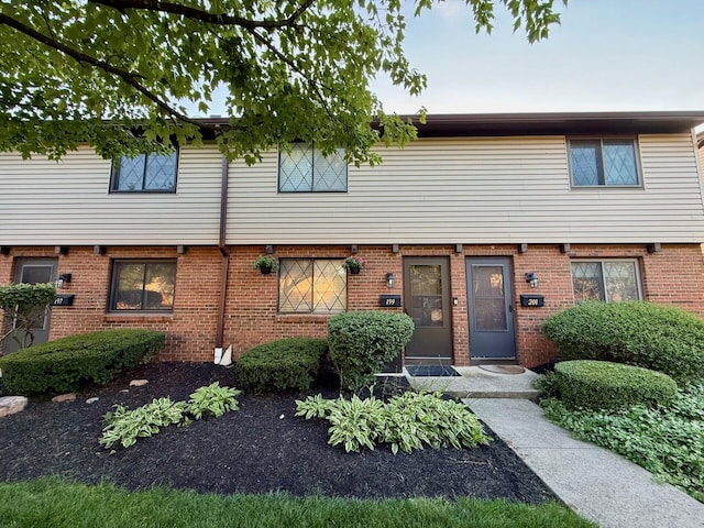 199 Nottingham Ct, Westerville, OH 43081 - photo 1
