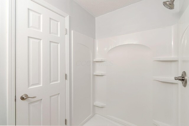 3320 Harbor Bay Dr, Columbus, OH 43221 - photo 24
