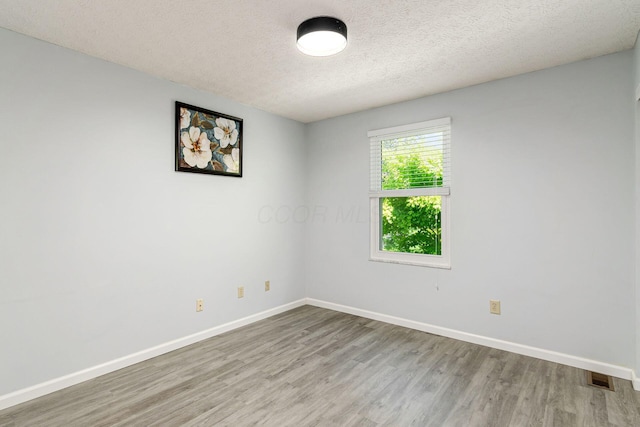 3320 Harbor Bay Dr, Columbus, OH 43221 - photo 25