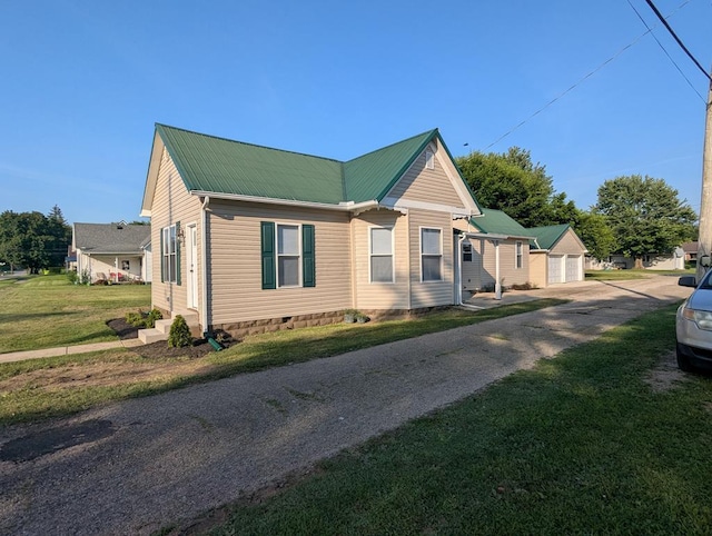 115 2nd St, Frankfort, OH 45628 - photo 1