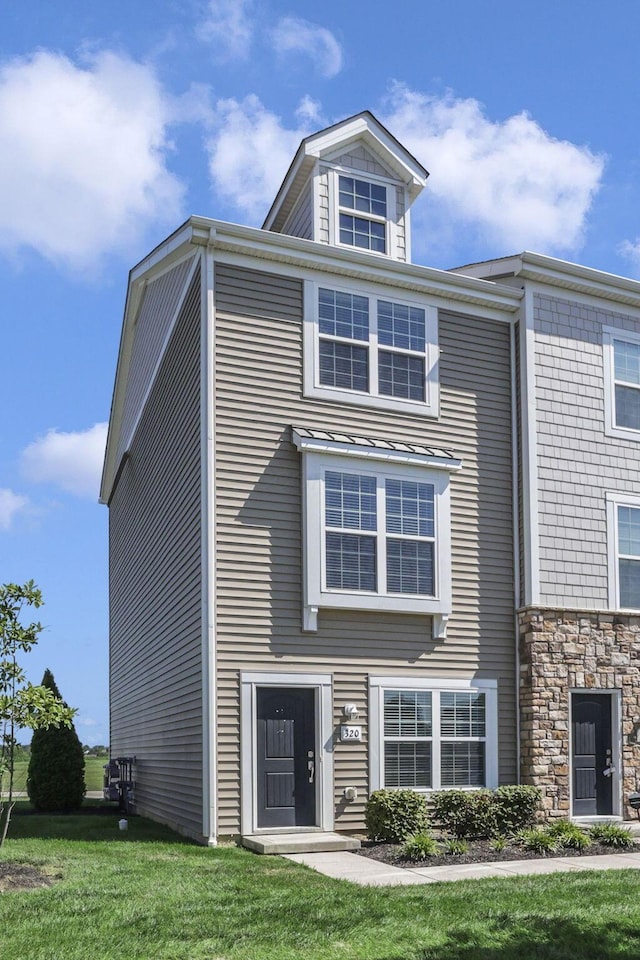 320 Autumn Ridge Cir, Pickerington, OH 43147 - photo 2