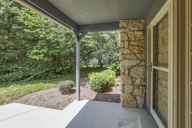5900 Saint Fillans Ct E, Dublin, OH 43017 - photo 3