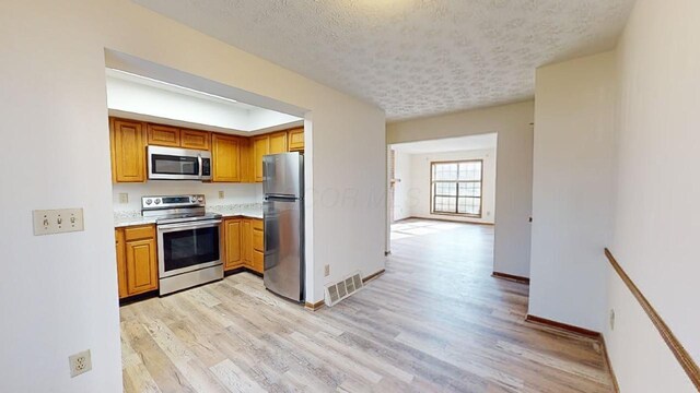 5277 Brandy Oaks Ln, Columbus, OH 43220 - photo 11