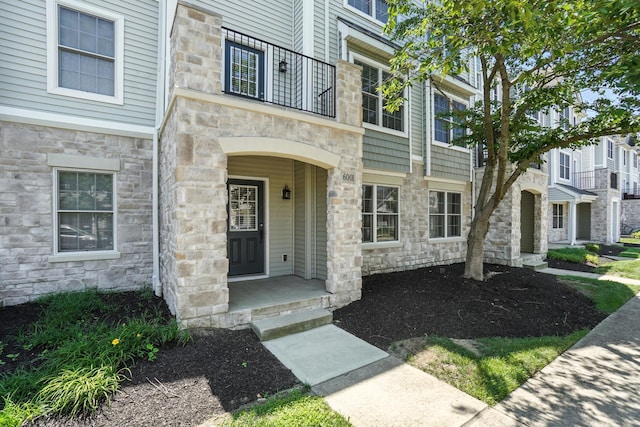 6001 Canyon Creek Dr Unit 303, Dublin, OH 43016 - photo 1