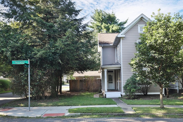 109 W Pacemont Rd, Columbus, OH 43202 - photo 1
