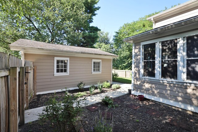 109 W Pacemont Rd, Columbus, OH 43202 - photo 45