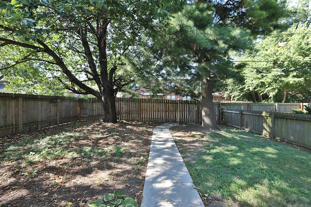109 W Pacemont Rd, Columbus, OH 43202 - photo 48