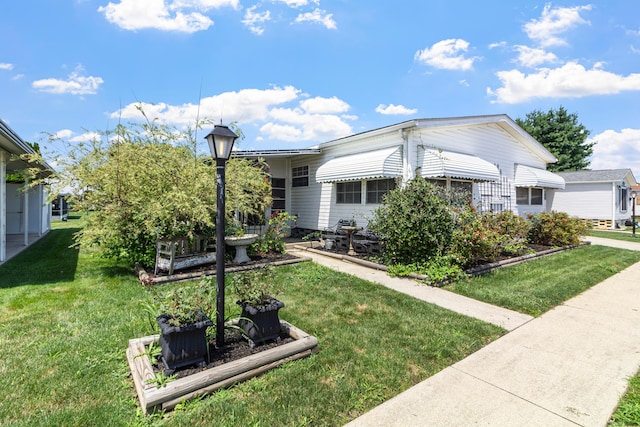 4437 Nevada Dr E, Columbus, OH 43207 - photo 1
