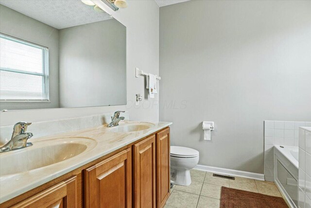 2401 Featherwood Dr, Columbus, OH 43228 - photo 16