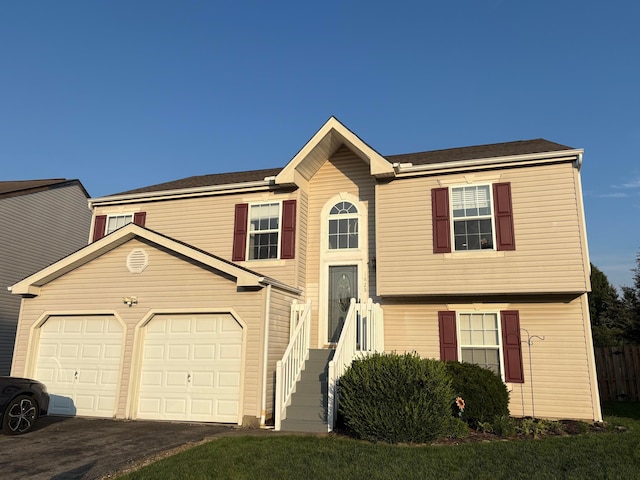 1828 Tobago Dr, Galloway, OH 43119 - photo 1