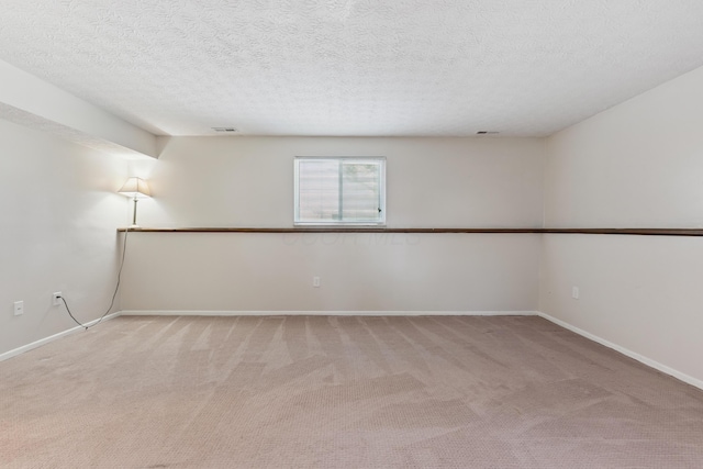 2035 Tuckaway Ct, Columbus, OH 43228 - photo 30
