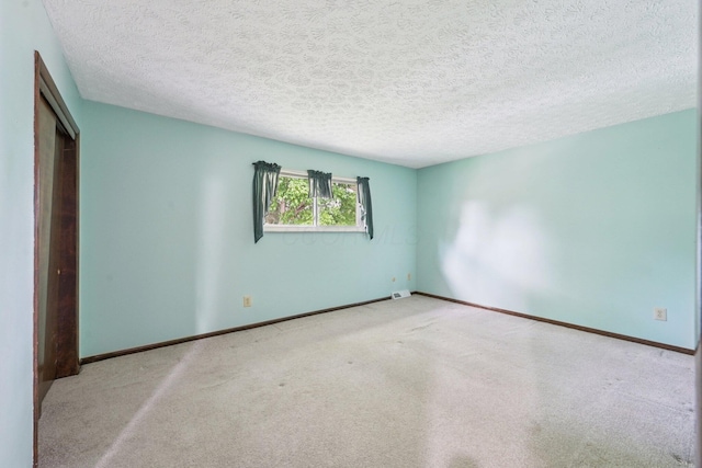 6661 Heather Ln, Columbus, OH 43229 - photo 35