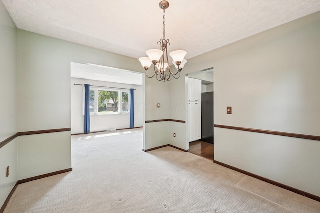 6661 Heather Ln, Columbus, OH 43229 - photo 11