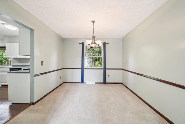 6661 Heather Ln, Columbus, OH 43229 - photo 10