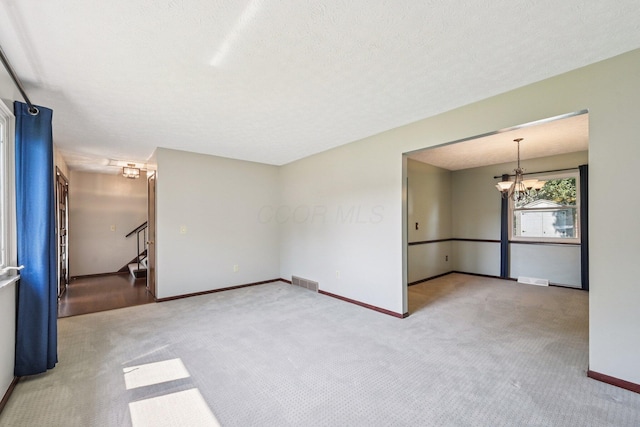 6661 Heather Ln, Columbus, OH 43229 - photo 8