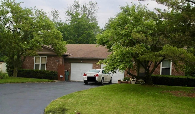 5780 Ivy Green Ct, Galloway, OH 43119 - photo 1