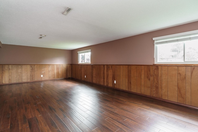 2126 Trent Rd, Columbus, OH 43229 - photo 21