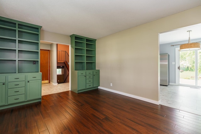 2126 Trent Rd, Columbus, OH 43229 - photo 5