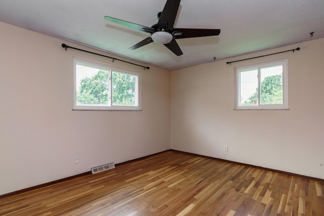 2126 Trent Rd, Columbus, OH 43229 - photo 15